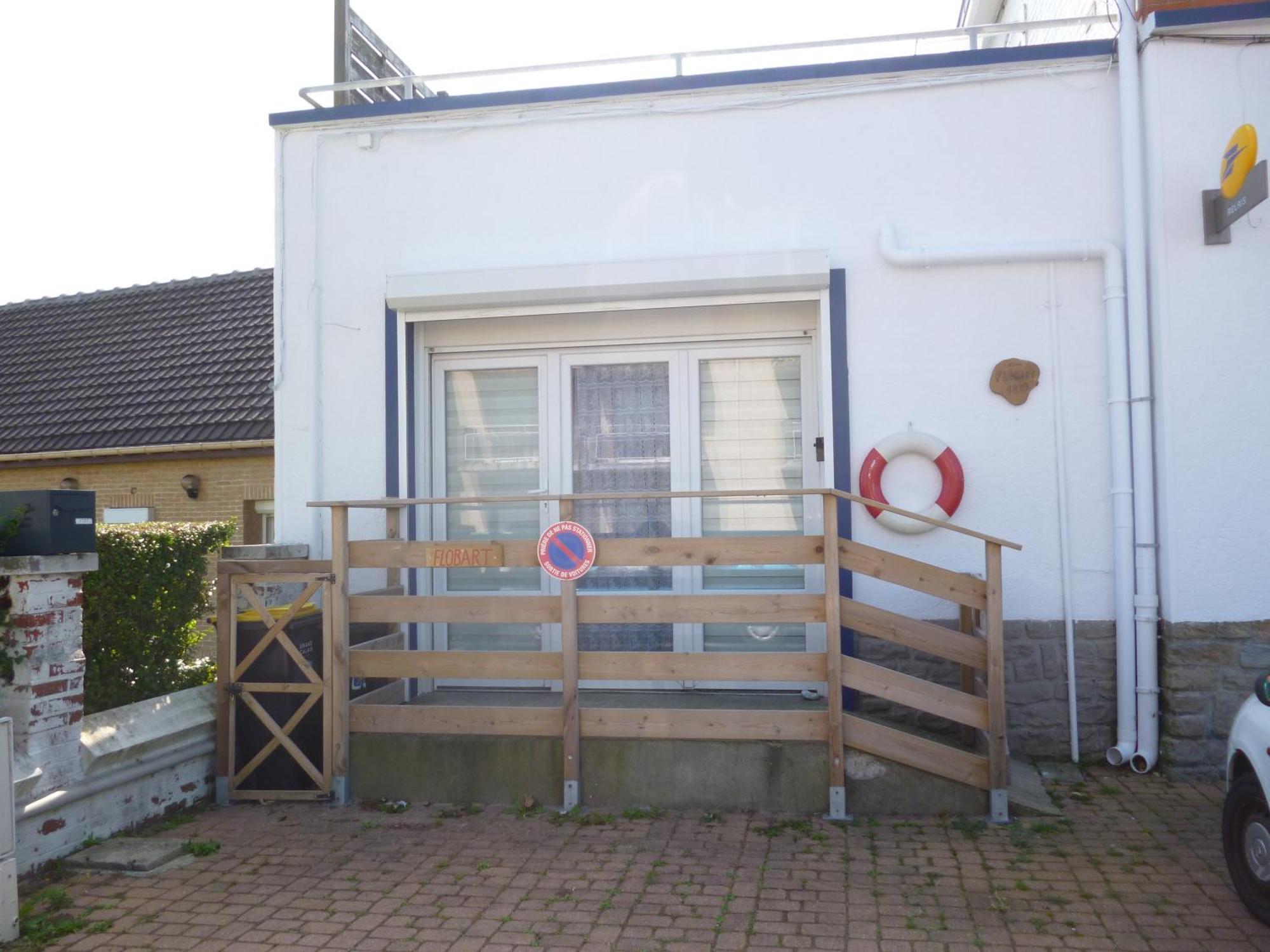 Apartment Flobart Grand A Au Rdc Et A 30 Metres De La *
